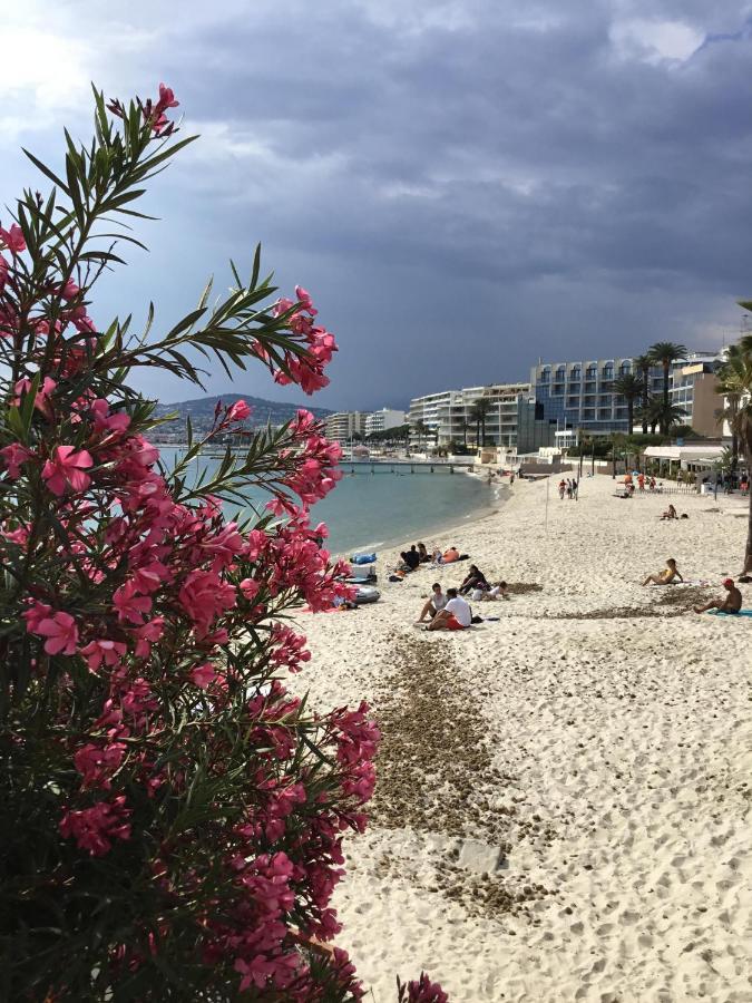 Apartament Le California Juan-les-Pins Zewnętrze zdjęcie