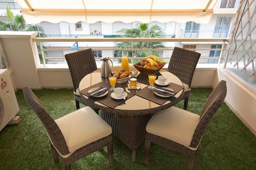 Apartament Le California Juan-les-Pins Zewnętrze zdjęcie